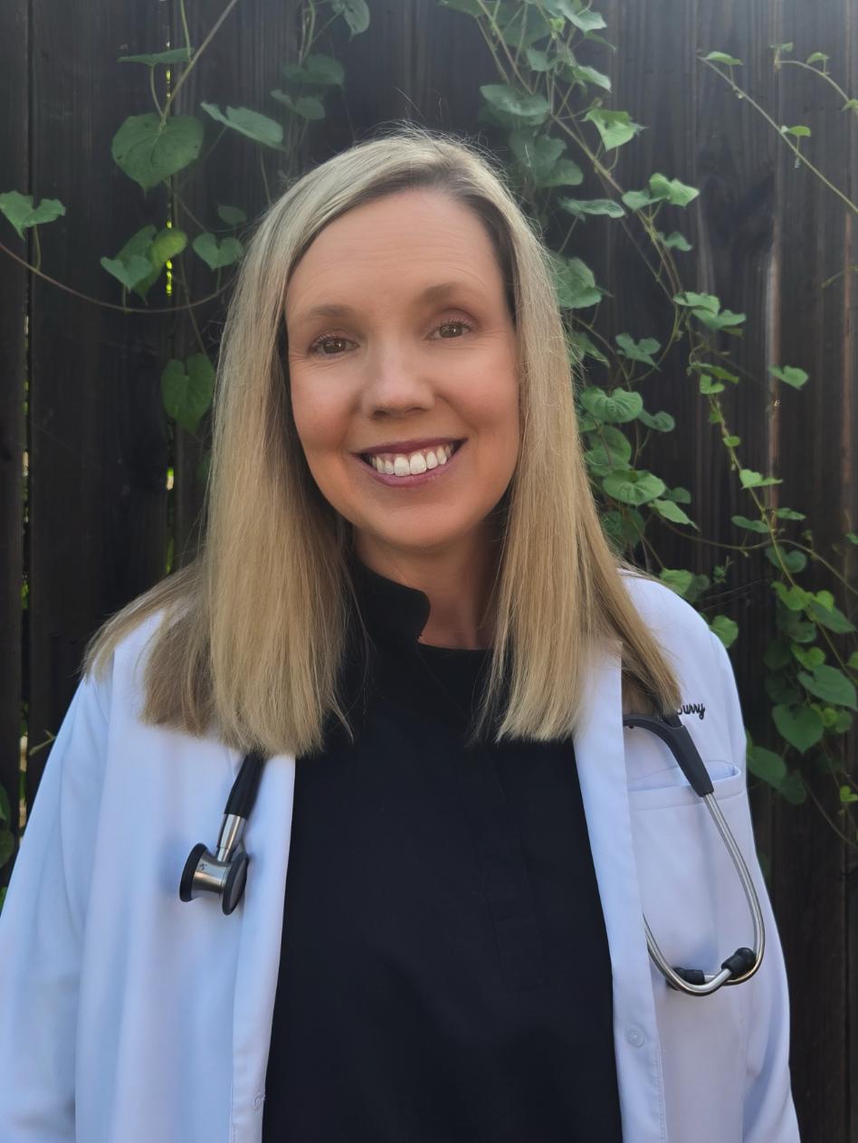 Dr. Heather Curry