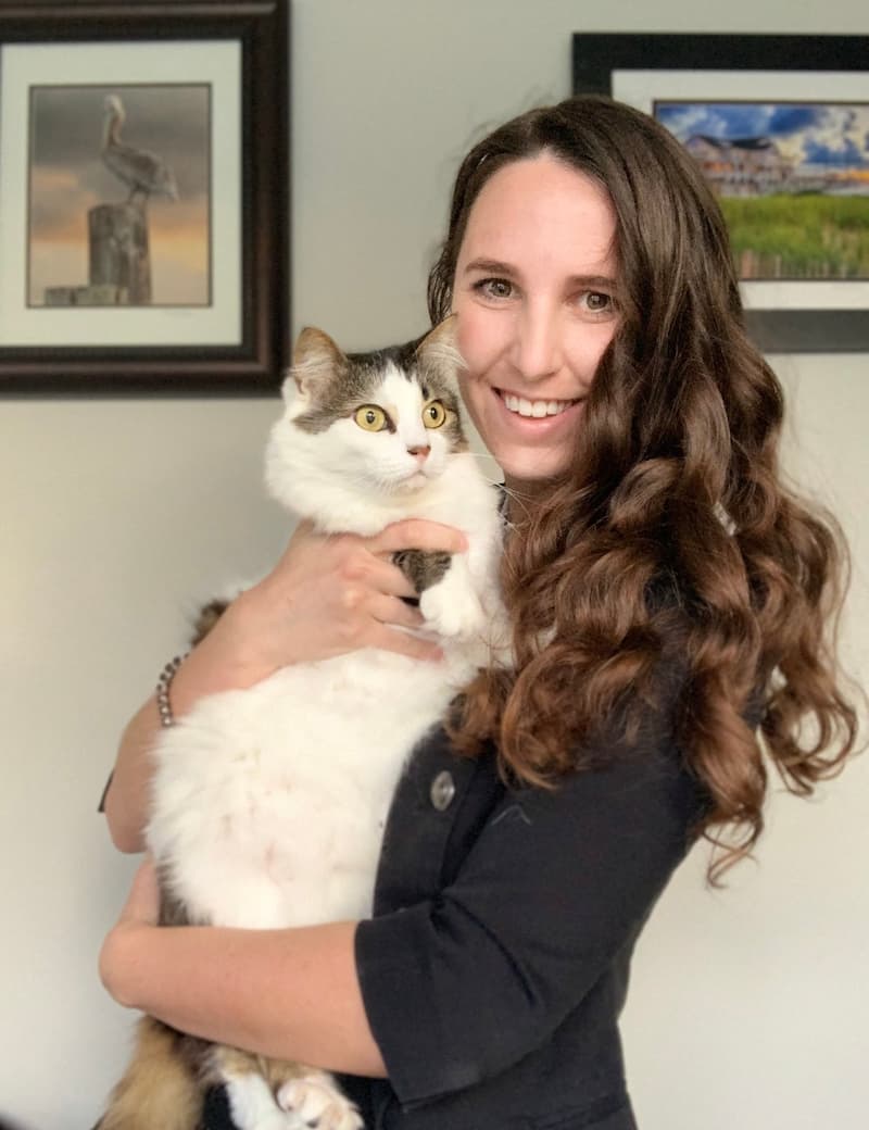 Dr. Corinne Perra